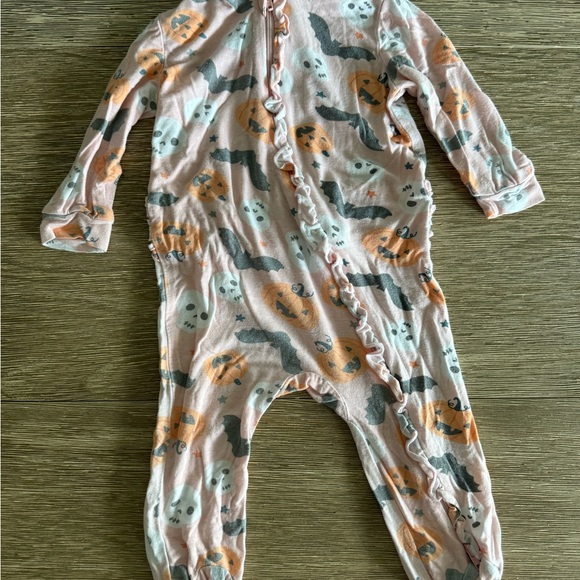 Milkberry bamboo Halloween two piece ruffle butt footie set | 6-9 months - Picture 1 of 5